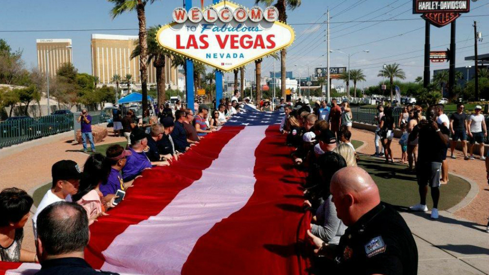 Recuerdan en Las Vegas a víctimas del tiroteo a un año