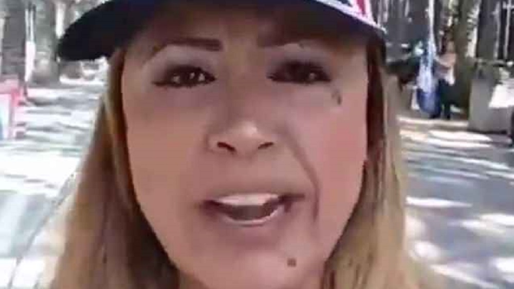 #Video Latina se autoproclama racista y promueve a Trump