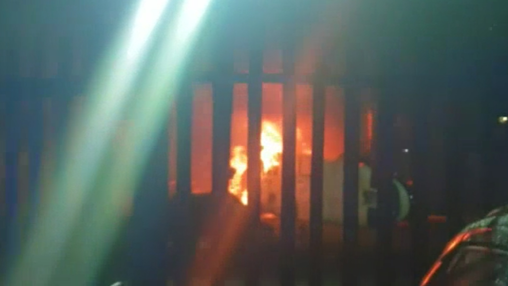 Helicóptero de dueño del Leicester City no respondió a comando de piloto - leicester-city-accidente-2