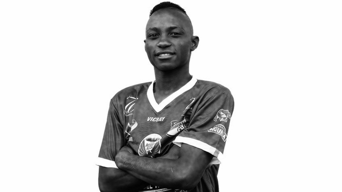 Muere mediocampista colombiano al mediar en una riña