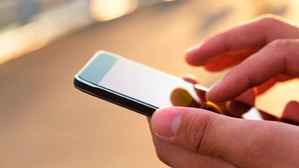 Piden cárcel para hombre que llamó 45 mil veces a la Policía por soledad