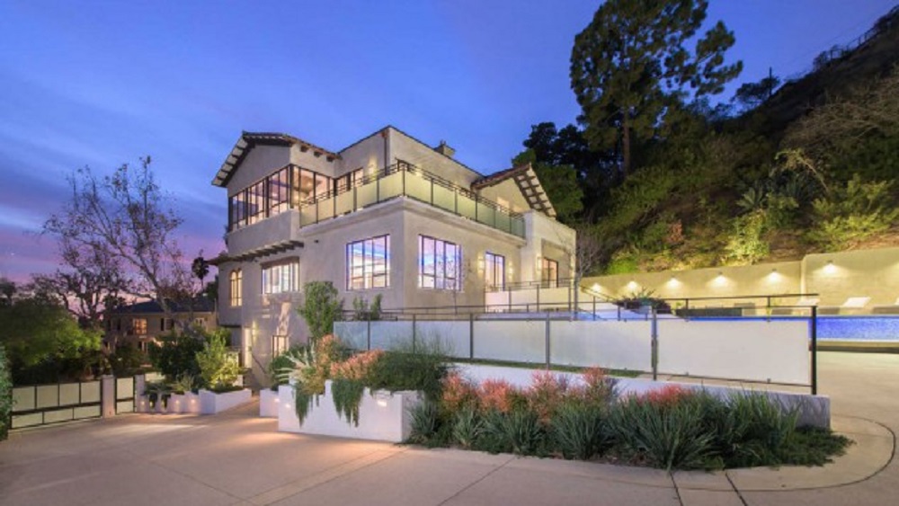 Atrapan a ladrones de casas de Rihanna y otras celebridades - mansion-comprada-por-rihanna-en-2017