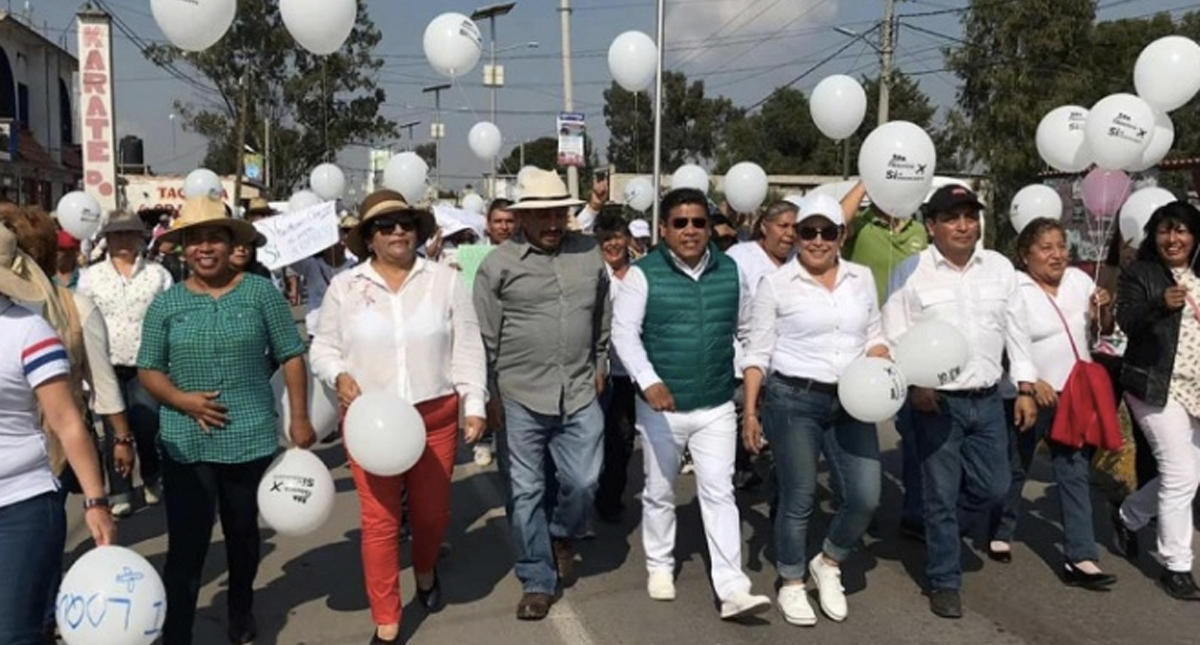 Marchan en San Salvador Atenco en apoyo a la construcción del NAIM