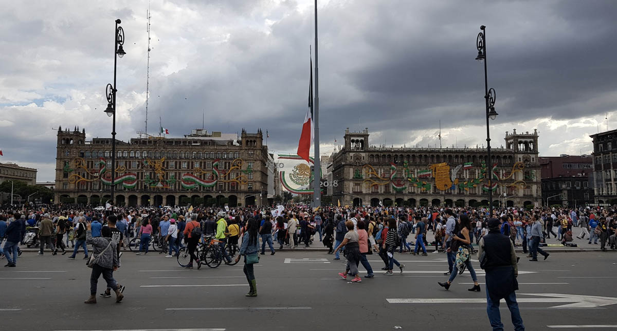 Saldo blanco tras marcha en conmemoración del movimiento de 1968: autoridades