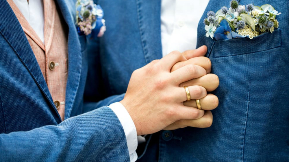 Diputados del PRD proponen legalizar matrimonio gay