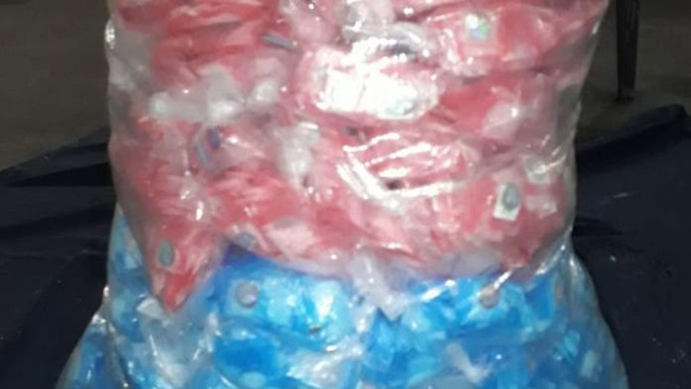 Detienen a hombre con 14 mil 500 dosis de metanfetaminas en Michoacán