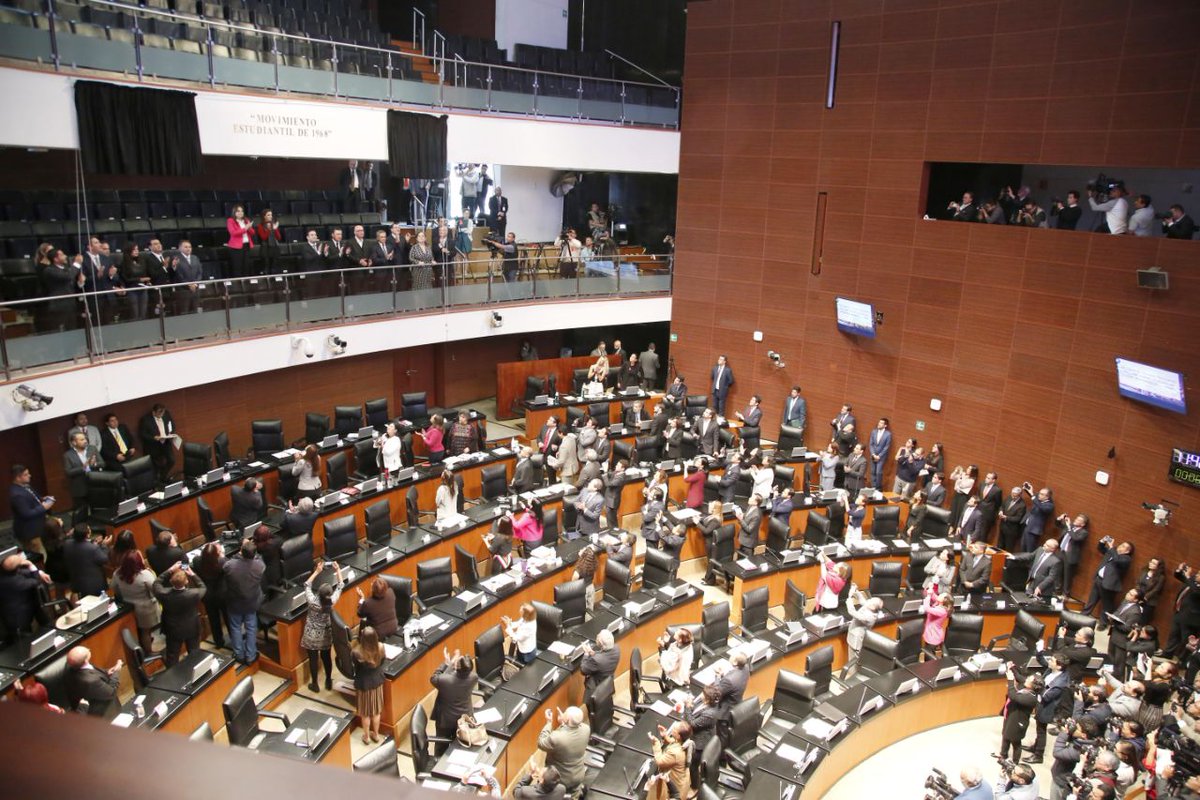 Exempleados del Senado que busquen recontratación deben devolver finiquitos - moviemiento-68-senado-1