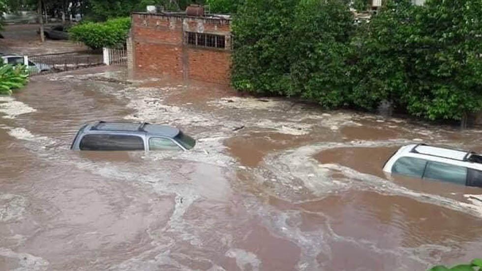 Suman 180 mil damnificados por inundaciones en Nayarit
