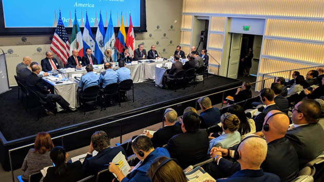 EE.UU. llama a Centroamérica a disuadir a migrantes - nielsen-estados-unidos-migracion-3