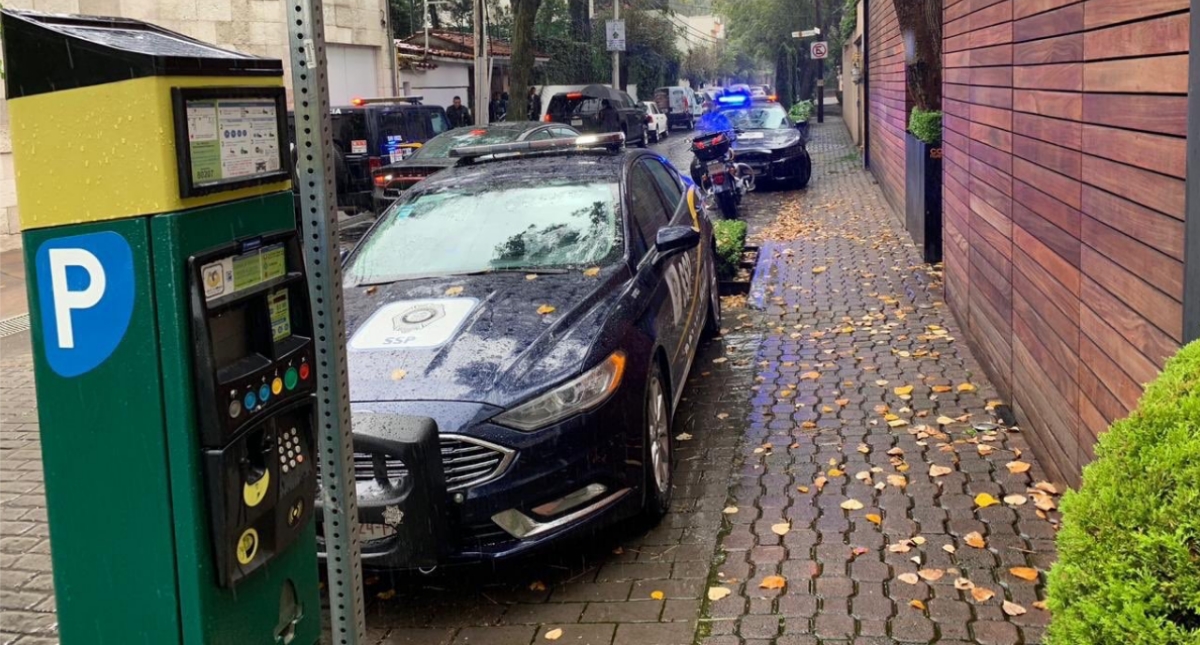 Balacera afuera de la casa de Norberto Rivera; 1 escolta muerto