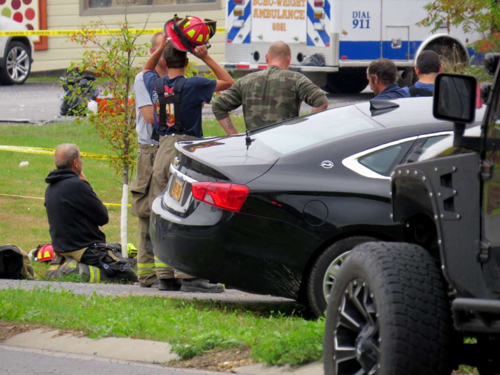 Limusina choca en NY y arrolla a peatones, hay 20 muertos - nueva-york-limousina-5