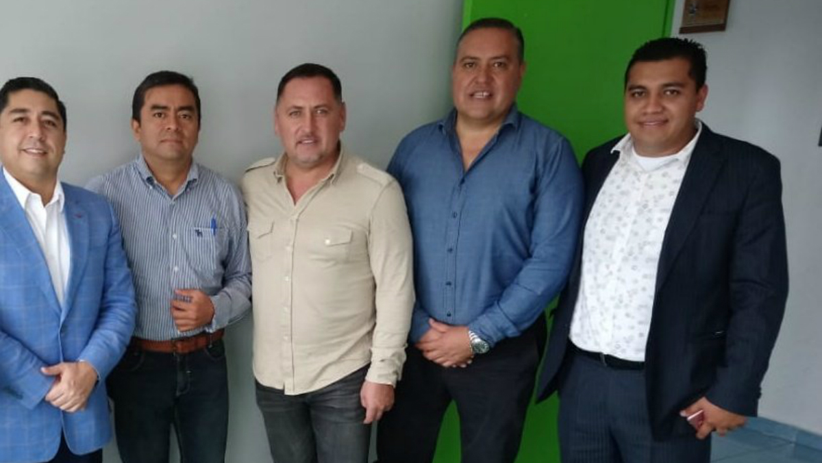 Cuauhtémoc Blanco suma a otro exfutbolista a su gabinete