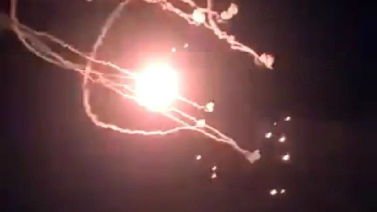 Palestinos lanzan al menos 10 cohetes hacia Israel