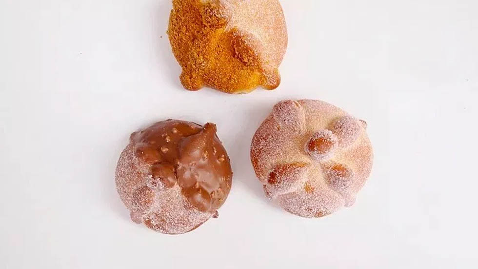 Nuevas versiones de pan de muerto para probar esta temporada