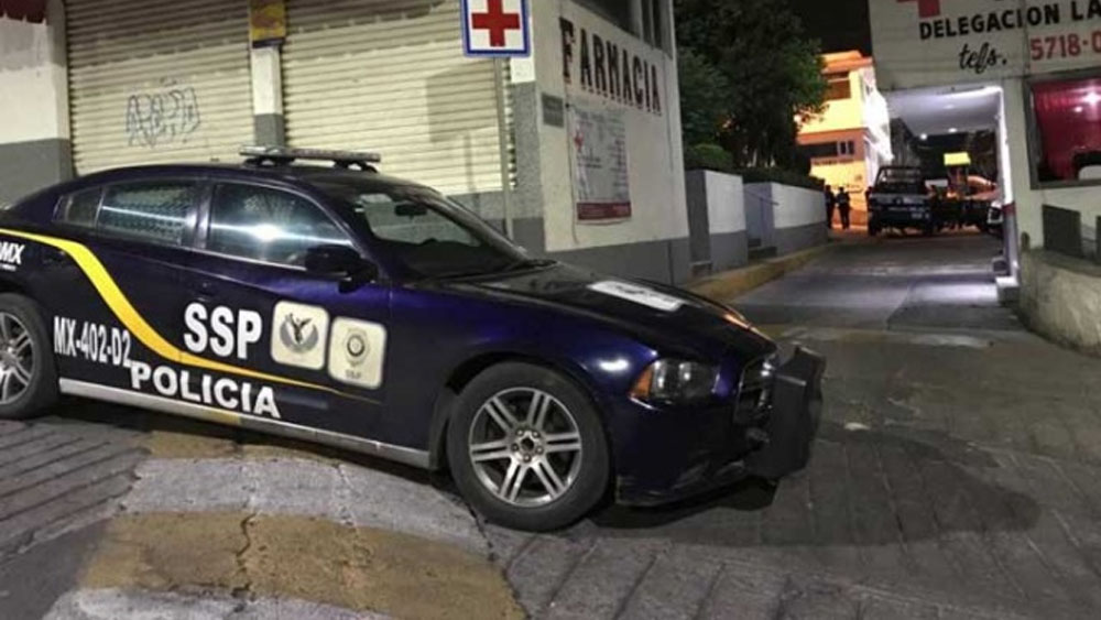 Mueren tres hombres a bordo de patrulla en Gustavo A. Madero