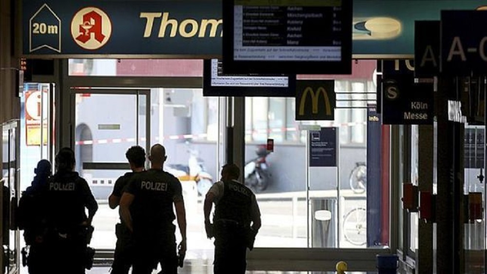 Terrorismo podría estar detrás de toma de rehén en Alemania - policia-de-alemania-en-estacion-de-tren-por-toma-de-rehen