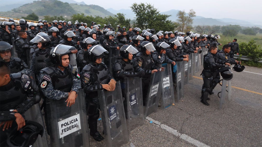 PF reabre paso a caravana migrante rumbo a Oaxaca