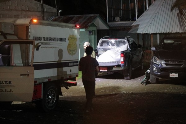 Mueren cuatro estadounidenses en accidente de rafting en Costa Rica - quepos-cr