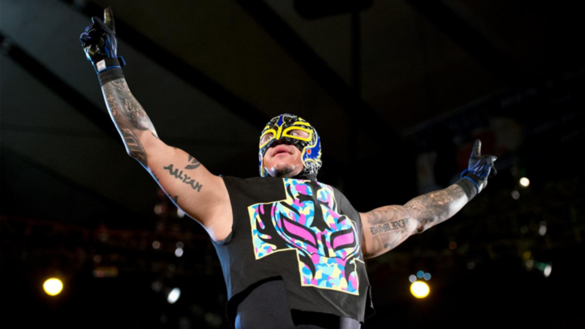 Rey Mysterio regresa a la WWE