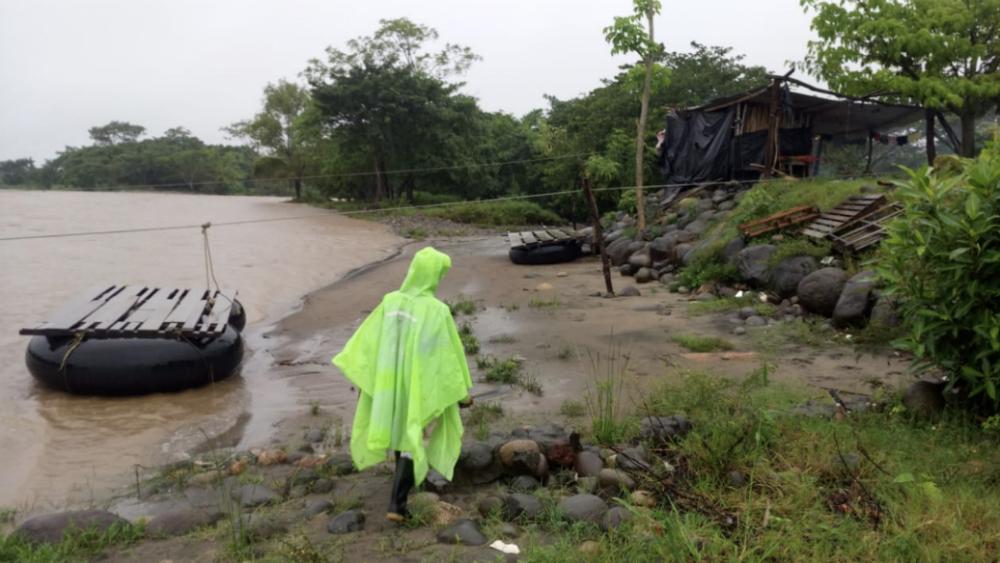 Monitorean ríos y arroyos ante lluvias en Chiapas