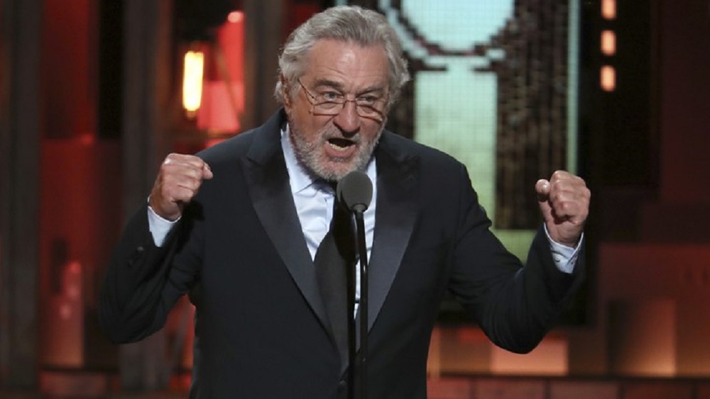 Robert de Niro responde por bomba enviada a su restaurante