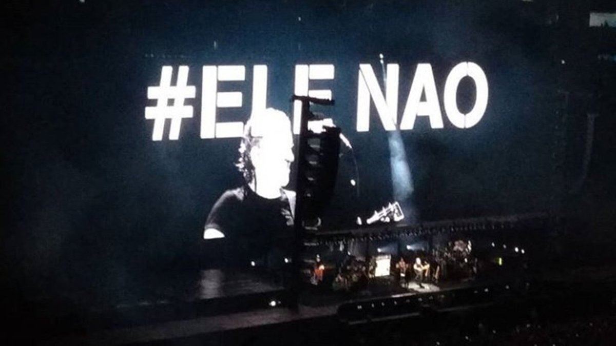 Roger Waters llama neofascista a Bolsonaro durante concierto en Brasil - roger-waters-brasil3