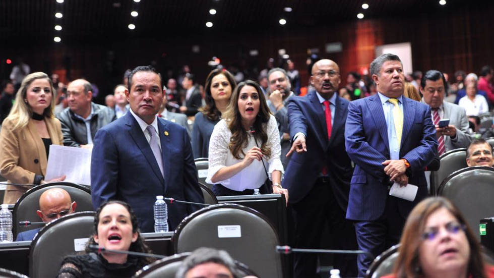 Rosario Robles recibe críticas por la estafa maestra en su comparecencia - rosario-robles-camara-de-diputados-2