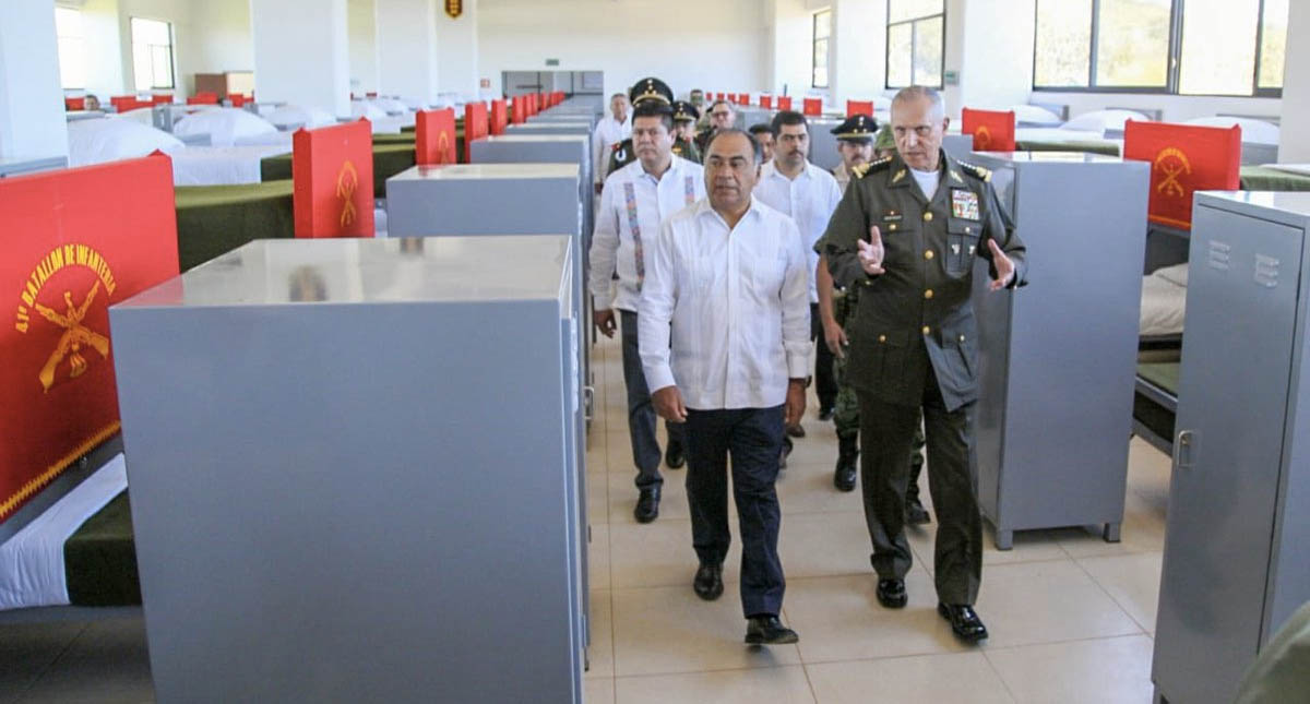 Legalizar el cultivo de amapola podría frenar la violencia: Cienfuegos