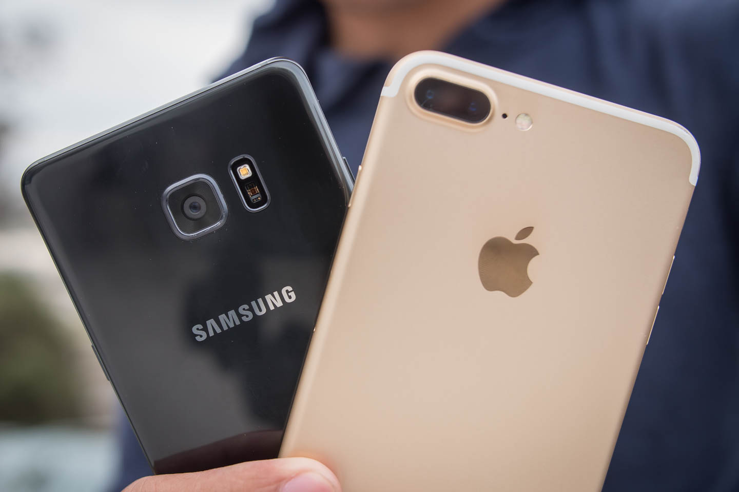 Italia sanciona a Apple y Samsung por ralentizar sus dispositivos - samsung-apple-obsolescencia-programada