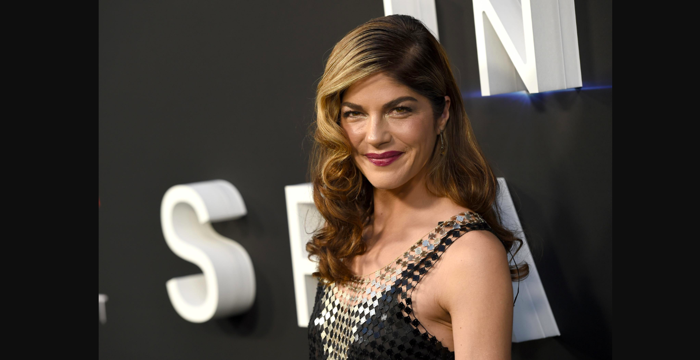 Selma Blair revela que sufre esclerosis múltiple