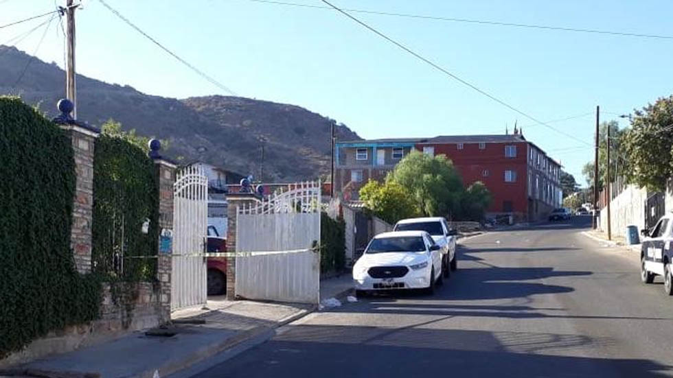 Atacan a hermano de senadora Alejandra León Gastélum en Tecate