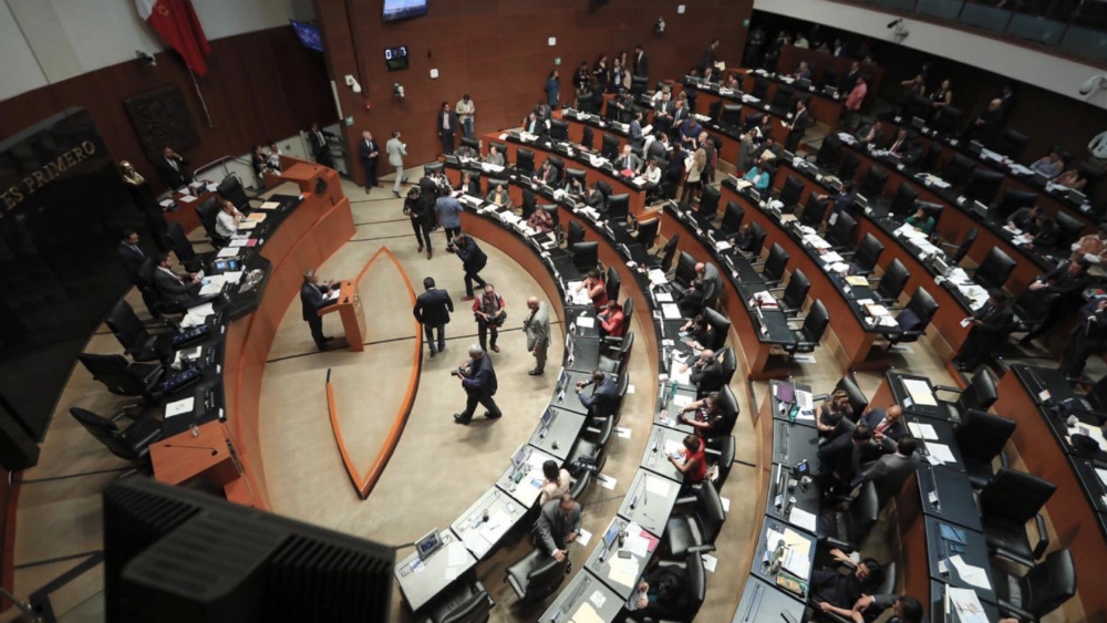 La propuesta de Morena para eliminar las comisiones bancarias