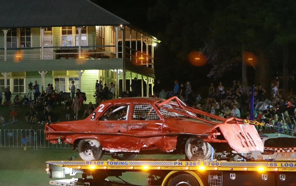 #Video Auto arrolla a multitud durante espectáculo en Australia - show-autos-accidente-australia