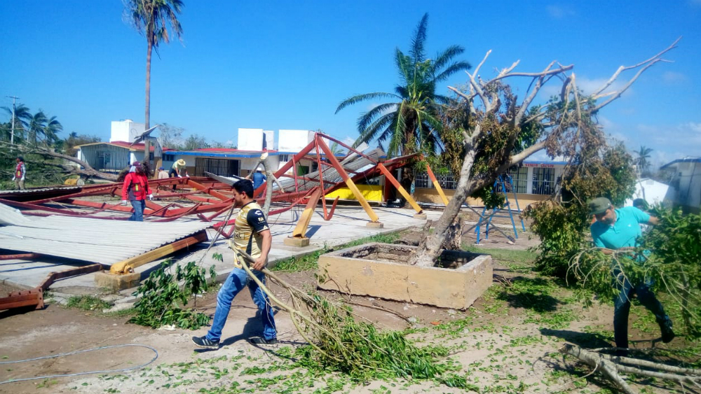 A clases este lunes en Sinaloa tras el paso del huracán Willa