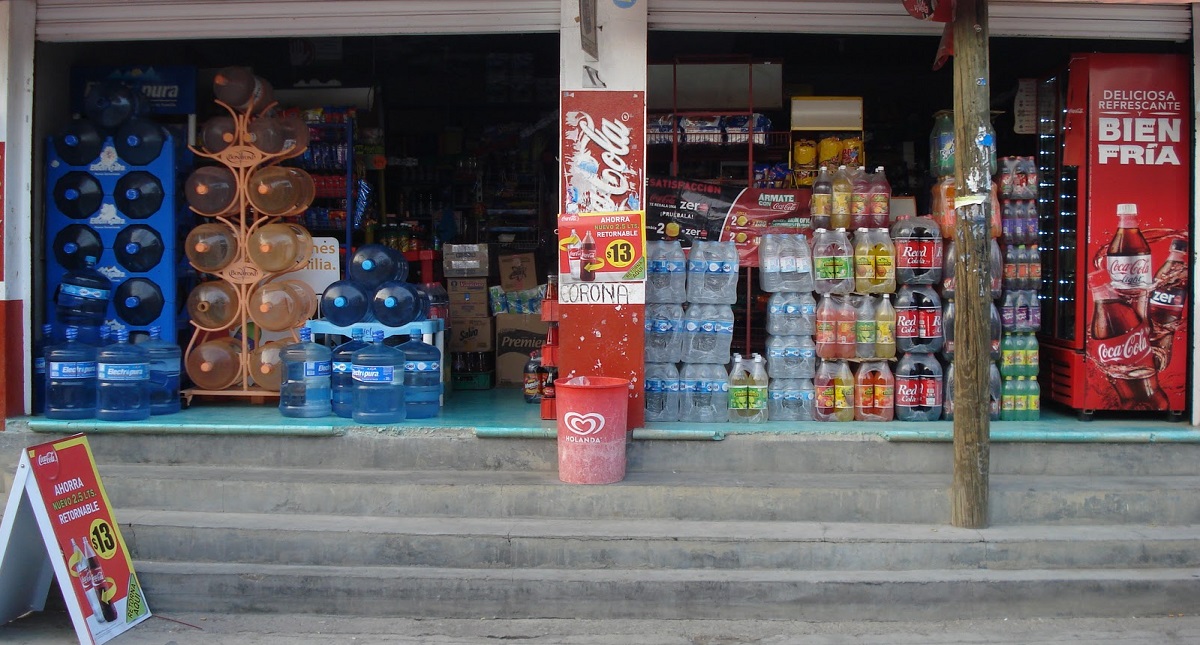 Ingresos de "tienditas" registran baja del 0.3 por ciento - tienditas