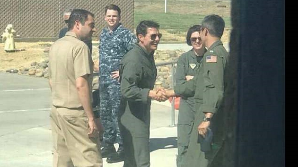 #Video Persecución policiaca termina con choque contra avión de combate - top-gun-ii-en-base-naval-de-leemon