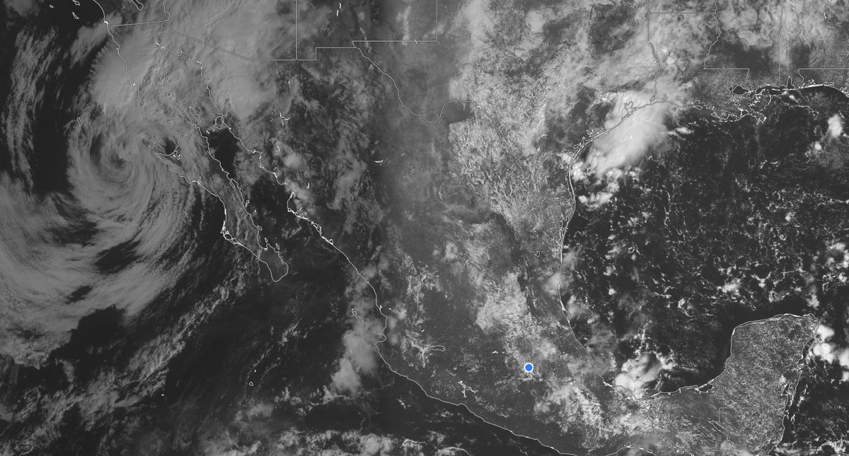 Tormenta Rosa se encuentra a 150 km de Baja California