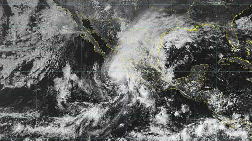 Suspenden clases en Nayarit ante la llegada del huracán Willa