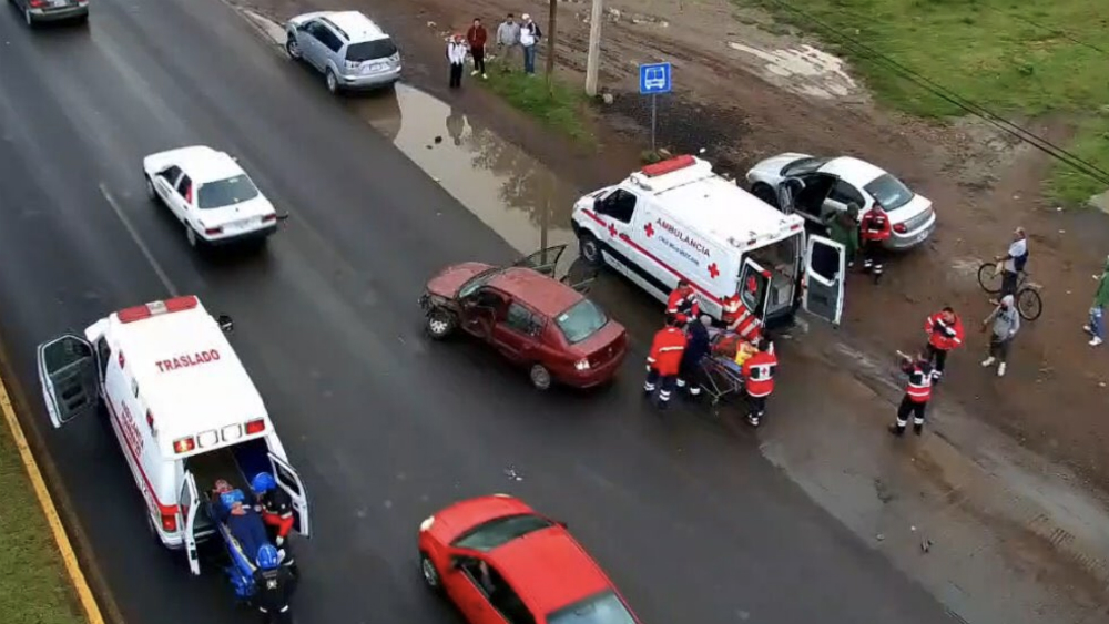 Patrulla ocasiona accidente en Hidalgo; hay dos lesionados - tulancingo-patrulla-choque-2