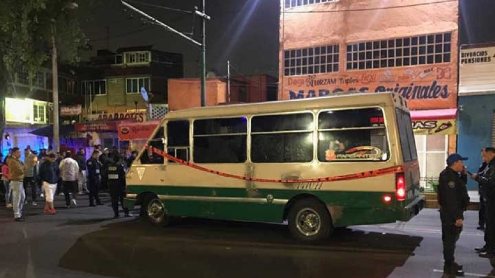Ultiman a chofer de microbús durante asalto en Iztapalapa - ultiman-a-chofer-de-microbus-ruta-14-durante-asalto-en-iztapalapa