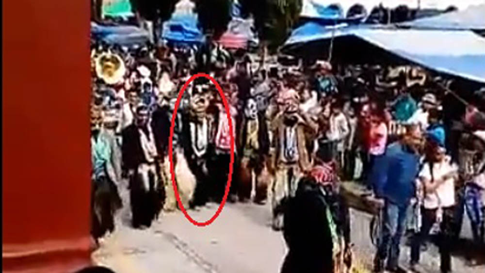 #Video Ultiman a danzante durante festividad de Tlaxiaco #Video Ultiman a danzante durante festividad de Tlaxiaco