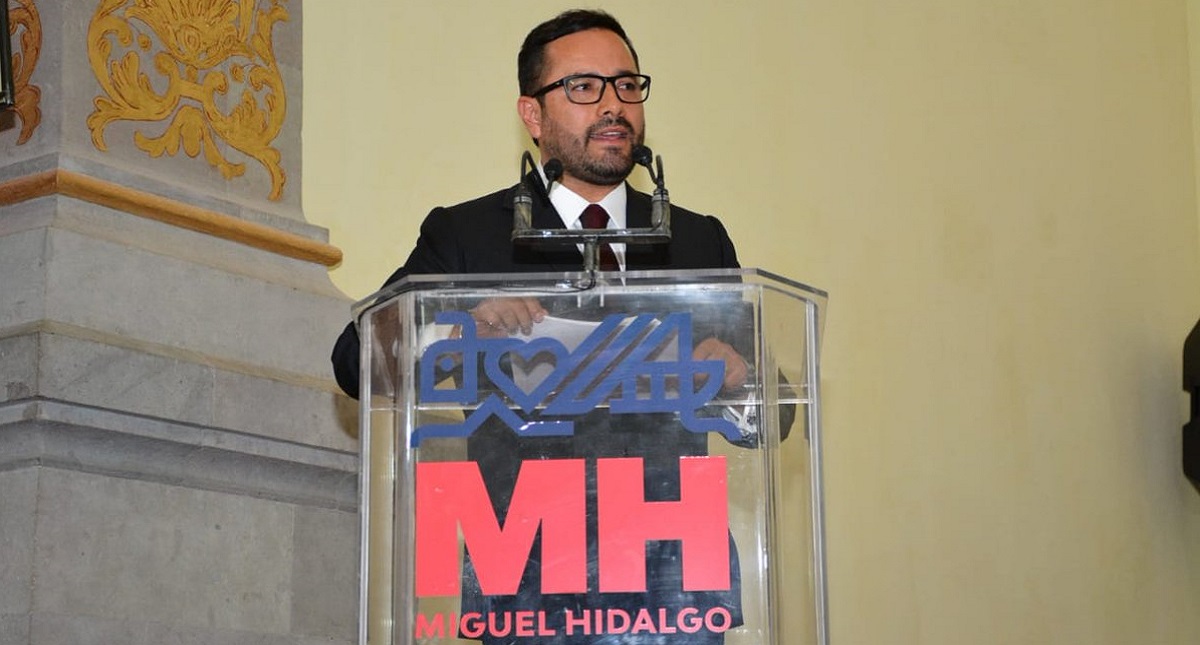 En Miguel Hidalgo también suspenden permisos a construcciones - victor-hugo-romo
