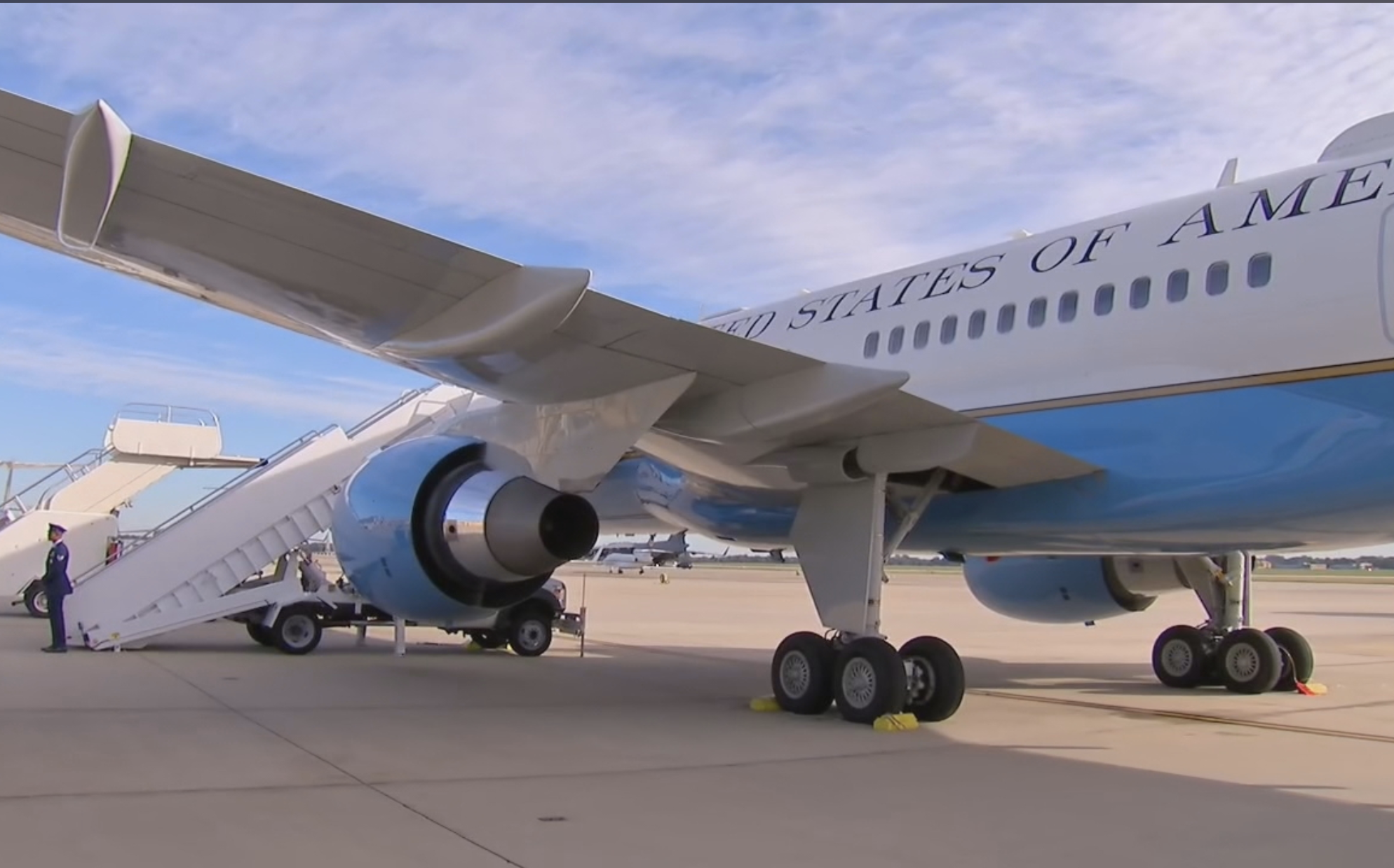 Aterriza De Emergencia Avión Donde Viajaba Melania Trump