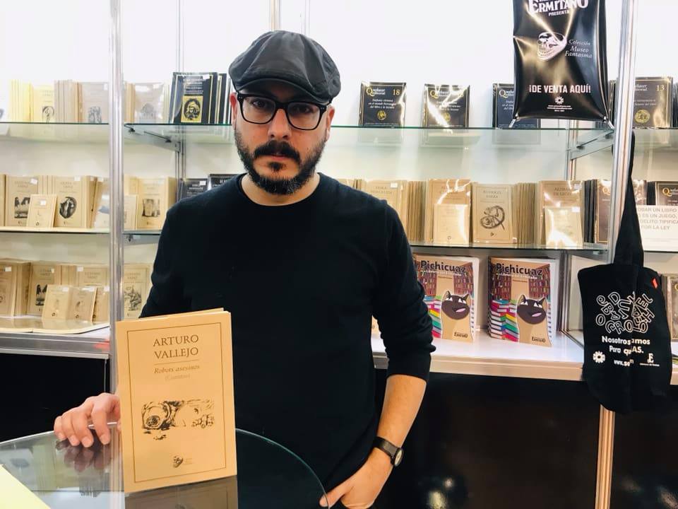 Arturo Vallejo presenta ‘Robots asesinos’ en la FIL Guadalajara