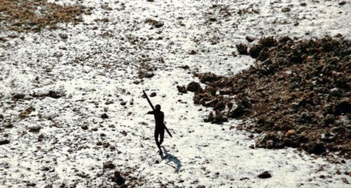 Hombre muere atacado con flechas por tribu autóctona en India