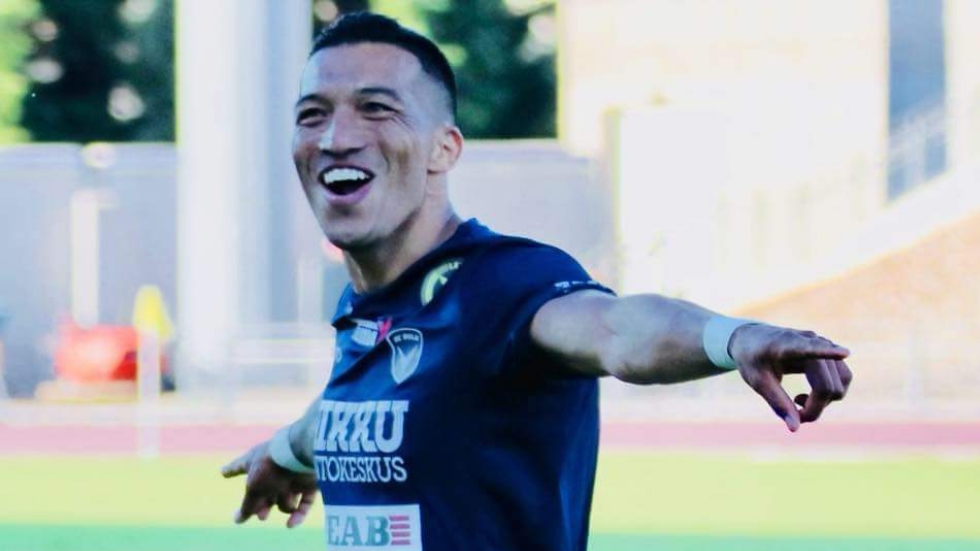 Mexicano se alza como goleador en Finlandia