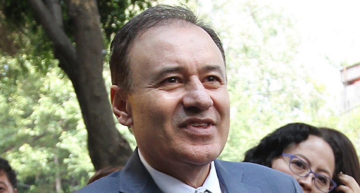 Alfonso Durazo pide licencia al Senado para irse con AMLO