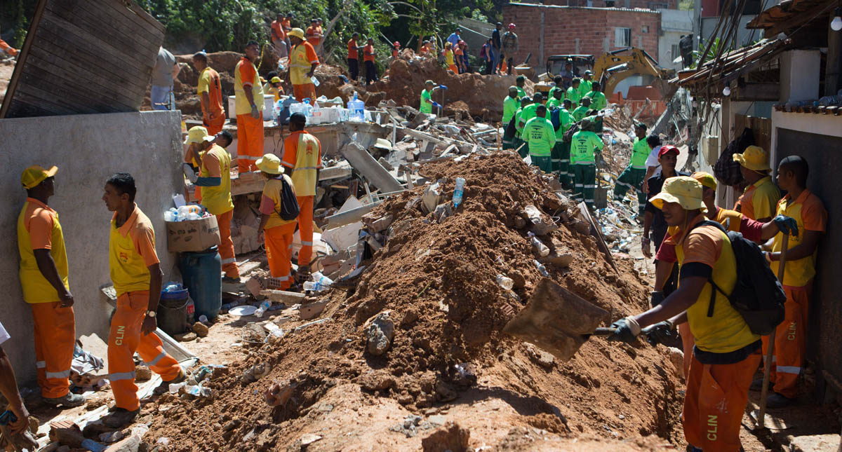 #Video Alud mata a 15 personas en Río de Janeiro