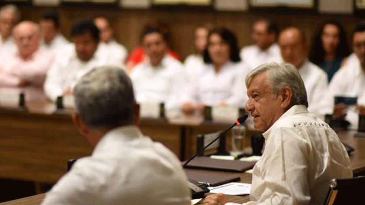 López Obrador se reúne con gobernadores por Tren Maya López Obrador se reúne con gobernadores por Tren Maya