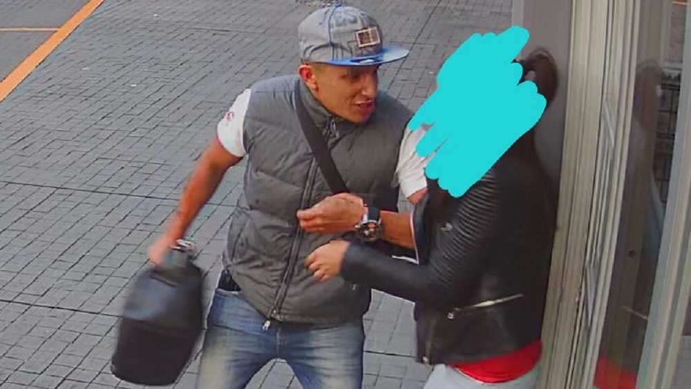 #Video Asaltan a mujer en Calzada México-Tacuba